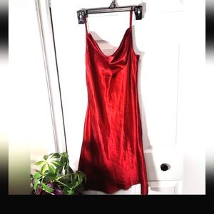 5/$15   La Vie En Rose, Beautiful Silk ,Sleepwear